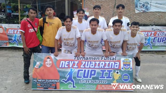<p>Nevi Zuairina Inisiasi Turnamen Futsal di Bonjol<p>