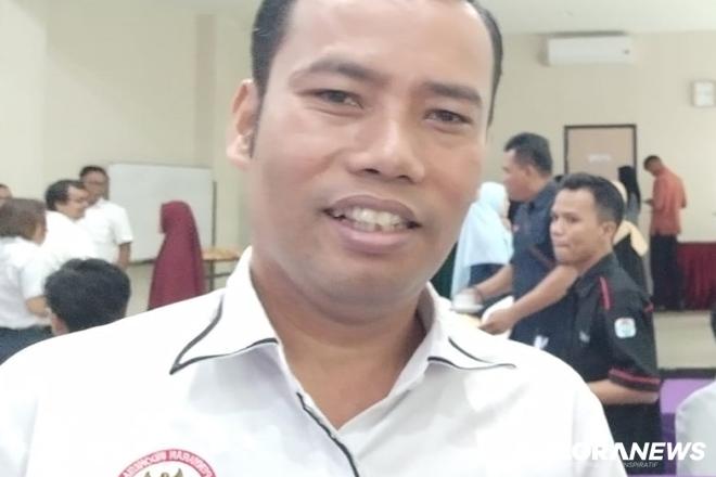 <p>KPID Sumatera Barat Tegur LPP TVRI Karena Ada yang Merokok di Siaran Berita<p>