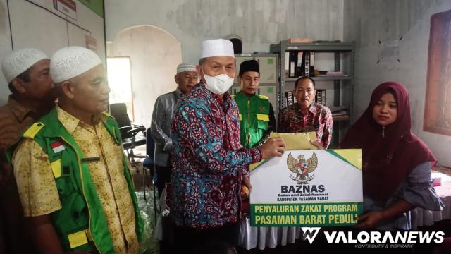 <p>Baznas Bantuk Rehab Rumah 8 KK Korban Banjir Jorong Air Napal<p>