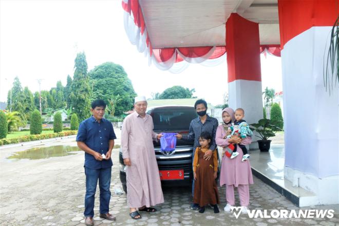 <p>Hamsuardi Fasilitasi Bocah Penderita IHD Berobat ke Jakarta dengan Mobil Dinas BA 1 S<p>
