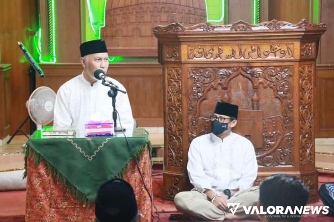 <p>Sandiaga Uno jadikan Sumatera Barat Pilot Project Wisata Ramah Muslim<p>