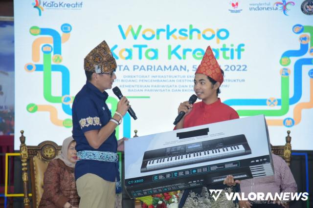 <p>Sandiaga Uno Semangati Mahasiswa ISI Padang Panjang, Dukung jadi Pemusik Hebat<p>