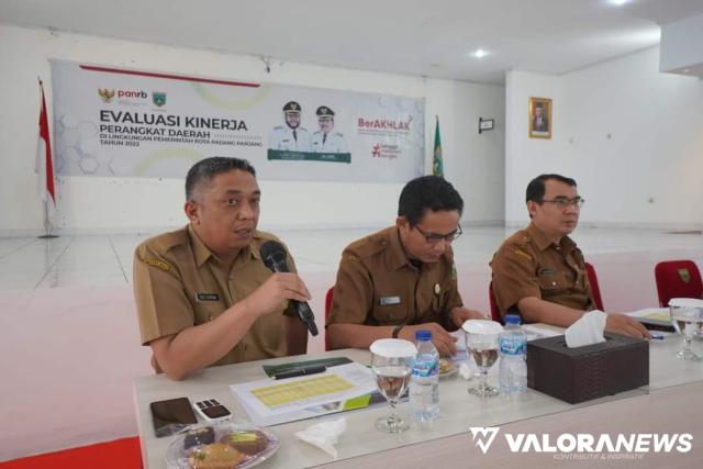 <p>Tiga OPD Padang Panjang Tunjukan Kinerja Terbaik di Juli 2022<p>