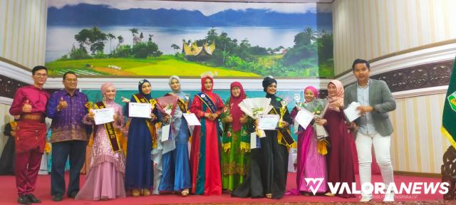 <p>Ini Pemenang Putri Hijab Nusantara Sumatera Barat 2022<p>