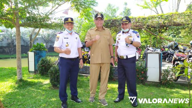<p>Arus Lalulintas di Payakumbuh Lancar, Riza: Angkot Topi untuk Personel PAM Lebaran<p>