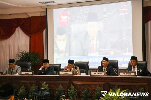<p>Presiden Jokowi: Ekonomi Belum Sepenuhnya Bangkit<p>