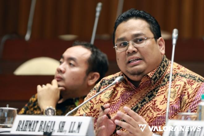 <p>Tim Seleksi Bawaslu Sumatera Barat Ditetapkan, Ini Profil Singkatnya<p>