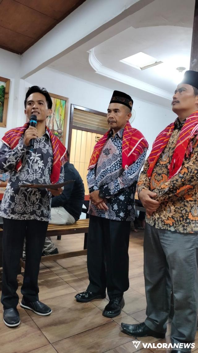 <p>Jimmi Syah Putra Ginting Kukuhkan Pengurus KAMKA Bukittinggi dan Solok<p>