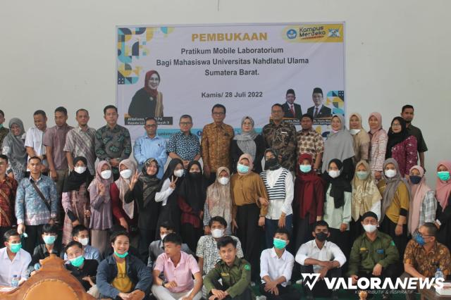 <p>Universitas NU Sumatera Barat dan LLDikti Gelar Pratikum Mobile<p>
