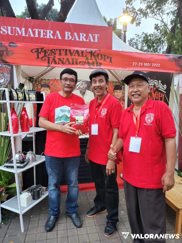 <p>Dicari-cari di Mancanegara, Puan: Jadikan Kopi Indonesia Juara Dunia<p>