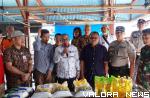 <p>Pemkab Mentawai Gelar Pasar Murah di Desa Sioban<p>