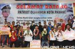 <p>Wako Padang Berikan Reward Atlet Berprestasi di PON XX Papua<p>