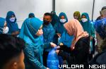 <p>90 Anak Yatim dan Keluarga Kurang Mampu Dibantu Paket Pabukoan, dr Dian: Dibeli dari Kader<p>