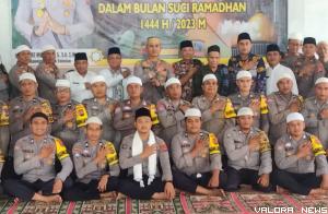 <p>Polres Solok Selatan Sekolahkan 26 Personel Bhabinkamtibmas ke Ponpes Selama Ramadhan<p>